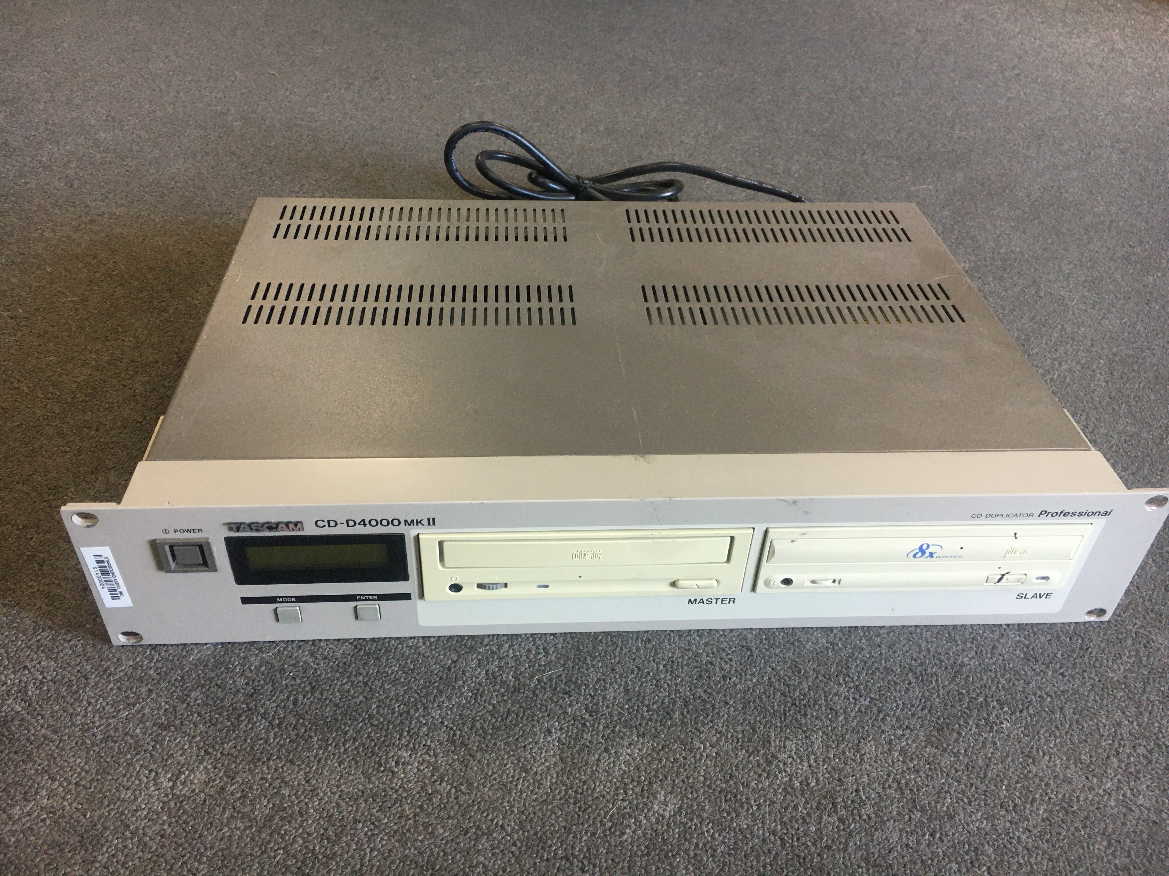 Tascam CD-D4000 MK II Professional CD Duplicator